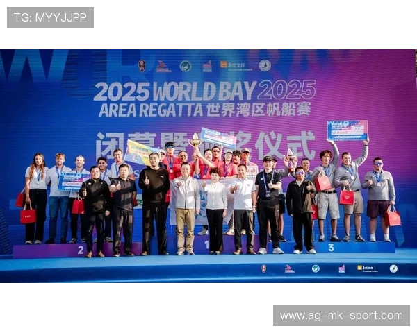 国际帆船巡回赛中国队在夜赛段中完成战略部署 国际帆船巡回赛中国队在夜赛段中完成战略部署